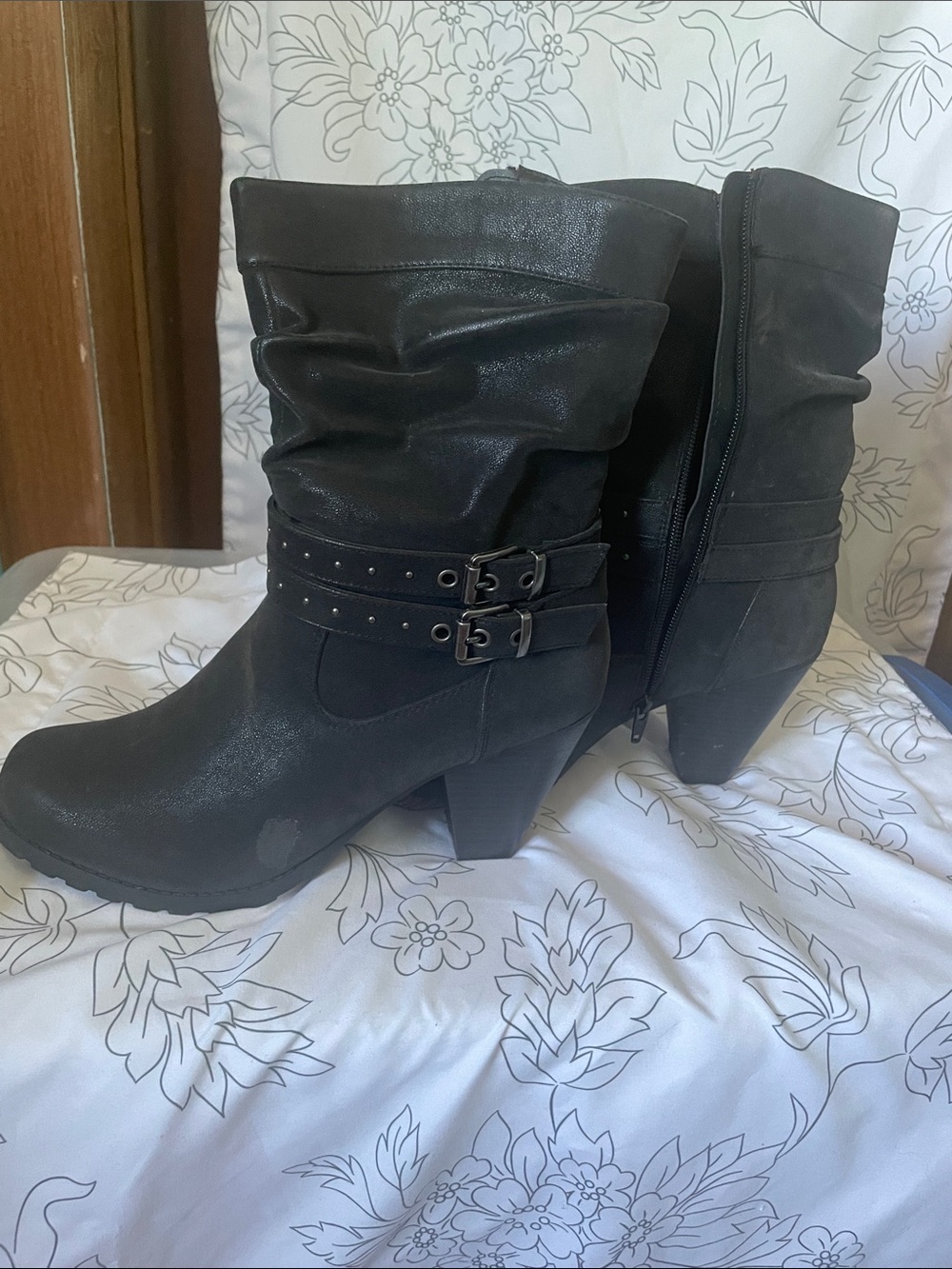 Maurices Black Slouchy Mid-Calf Heeled Boots with Buckle Straps